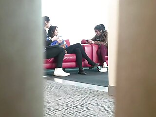 Cuckold slurpt donkere sperma uit zijn vrouw 039 s mof gratis seks film