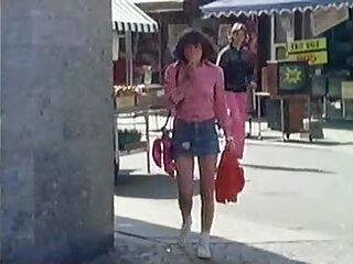 Geweldige Franse pop seksfilm gratis met blote borsten Franse Rivièra